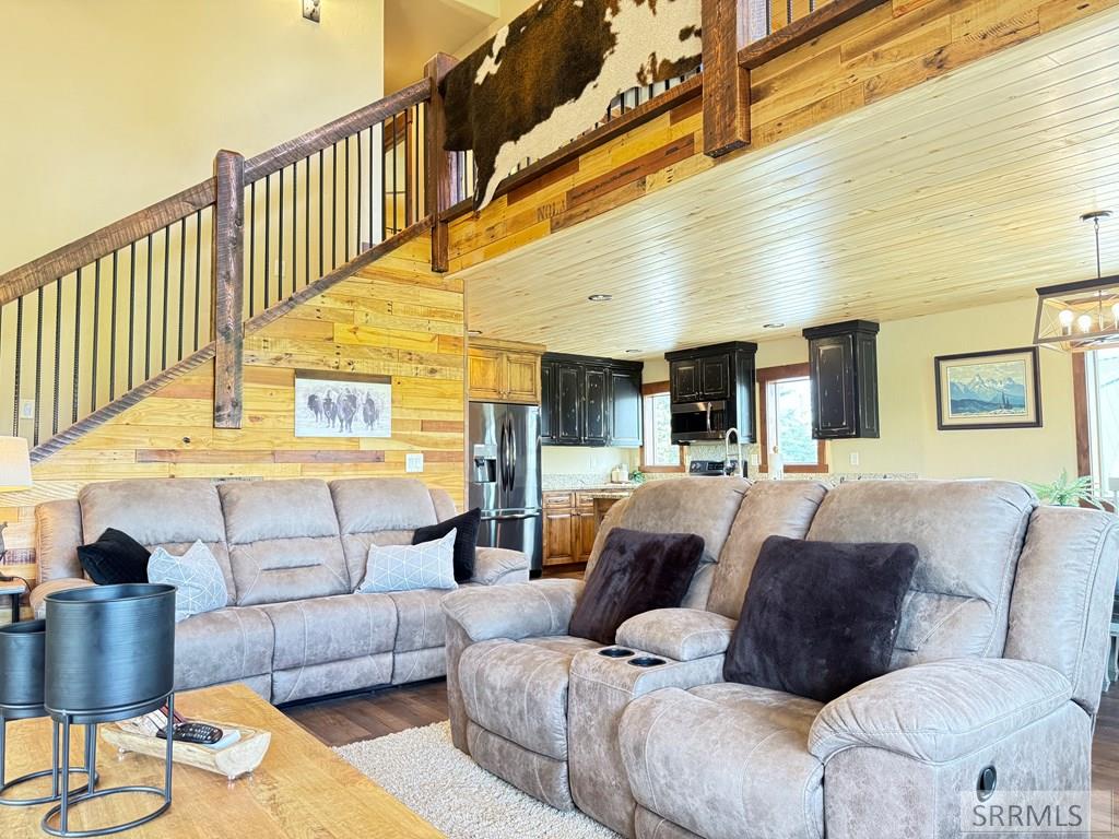 4419 2 Top Road Island Park, ID 83429 - Photo 12 of 35