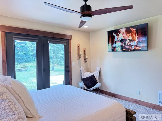 $899,000 | 4419 2 Top Road, Island Park, ID 83429