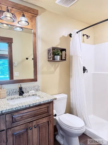 $899,000 | 4419 2 Top Road, Island Park, ID 83429