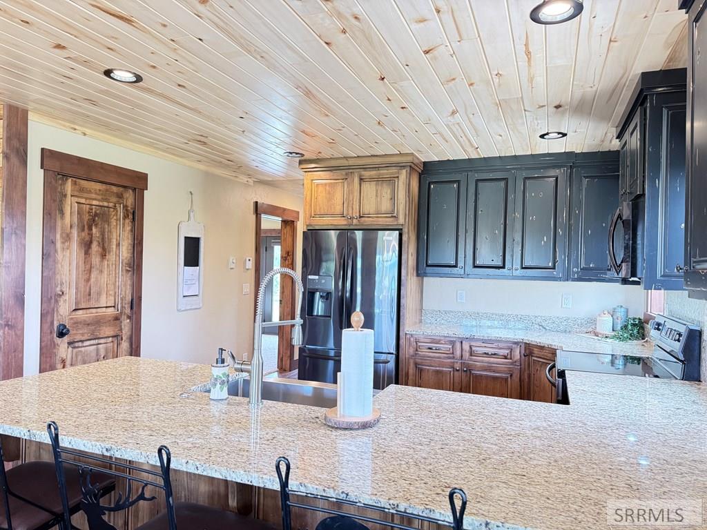 4419 2 Top Road Island Park, ID 83429 - Photo 5 of 35