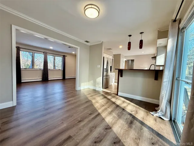 $4,600 | 33 Pilgrim Drive, Port Jefferson, NY 11777