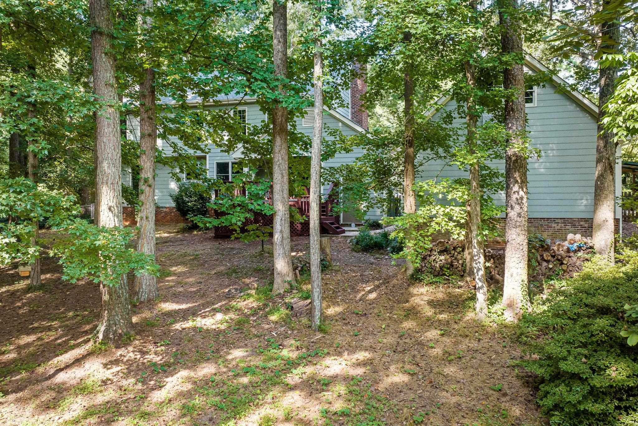8708 Harrogate Court Raleigh, NC 27613 - Photo 35 of 39 Exterior Back