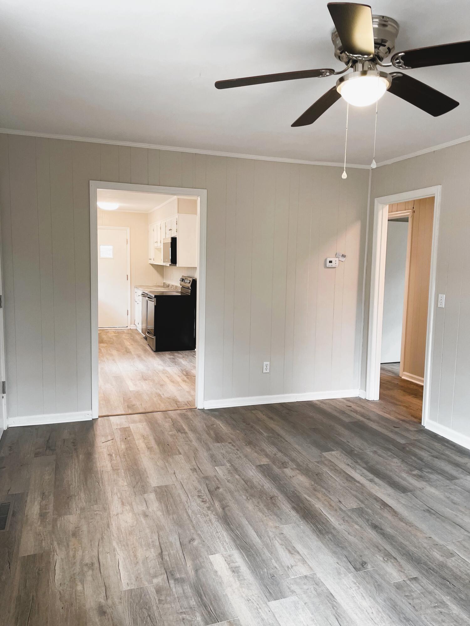 404 Gadsden Loop Walterboro, SC 29488 - Photo 17 of 33 404 Gadsden Loop