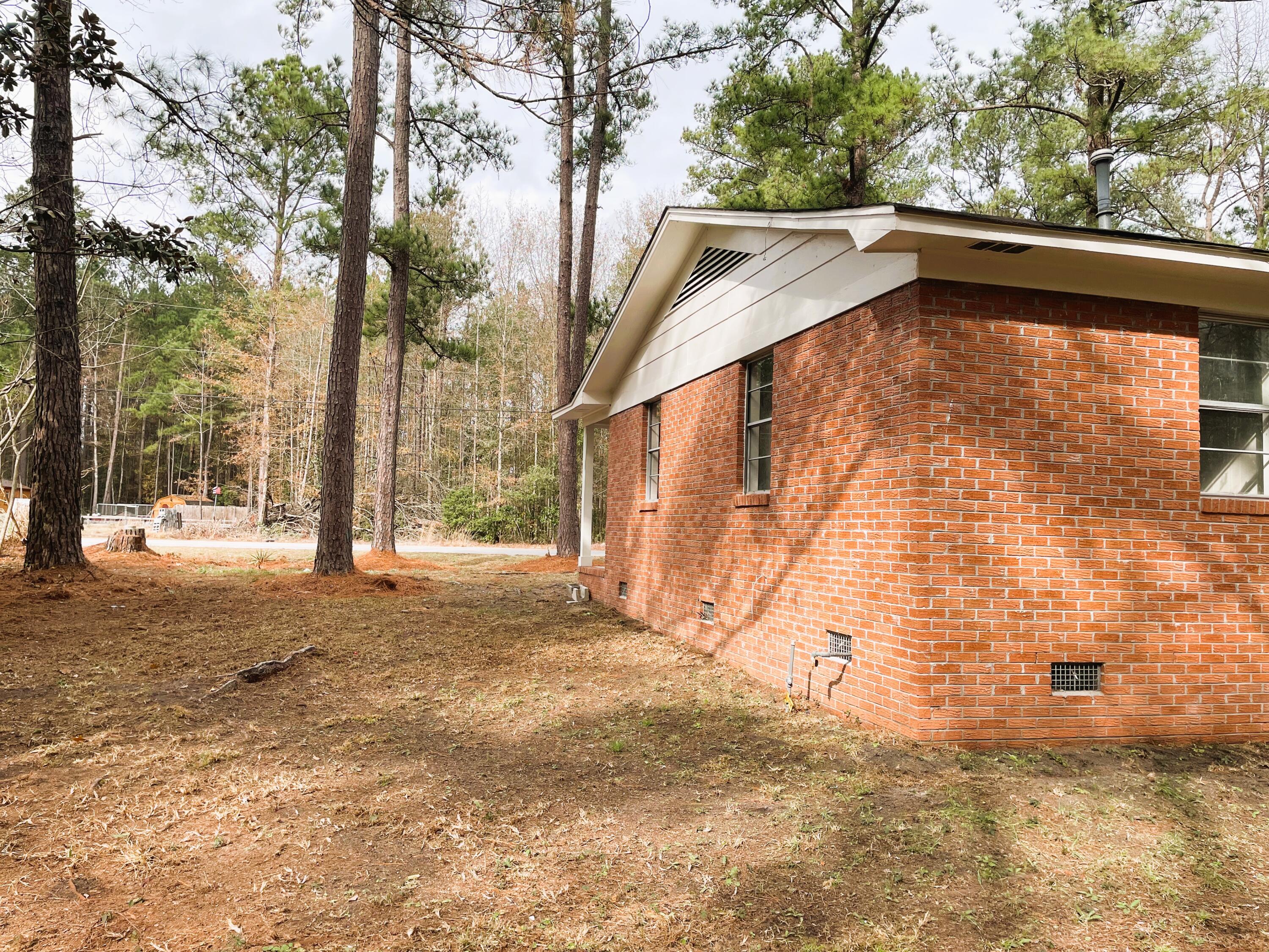 404 Gadsden Loop Walterboro, SC 29488 - Photo 32 of 33 404 Gadsden Loop