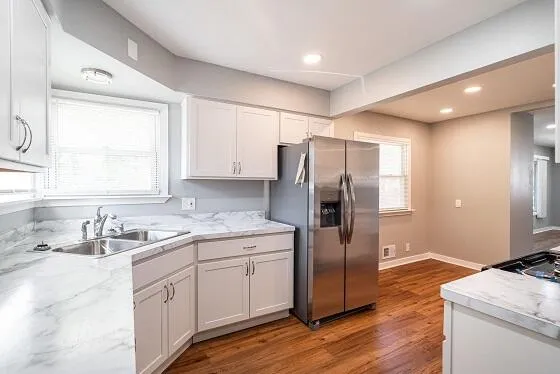 $284,900 | 7719 West Fiebrantz Avenue, Milwaukee, WI 53222