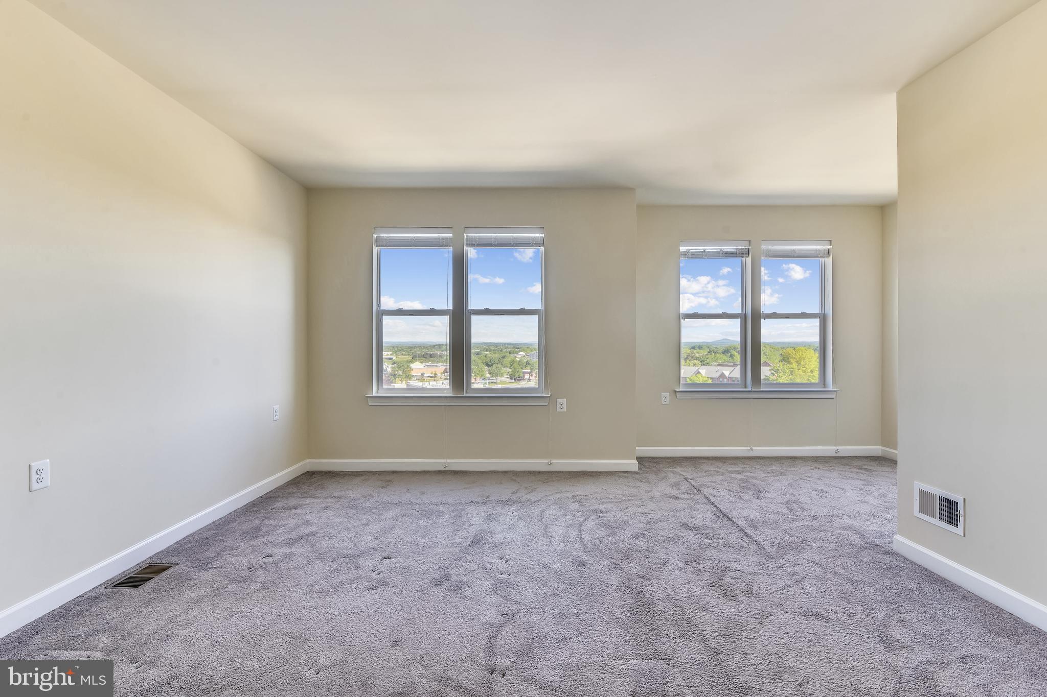 46422 Rilassare Terrace Sterling, VA 20164 - Photo 31 of 42 Primary bedroom