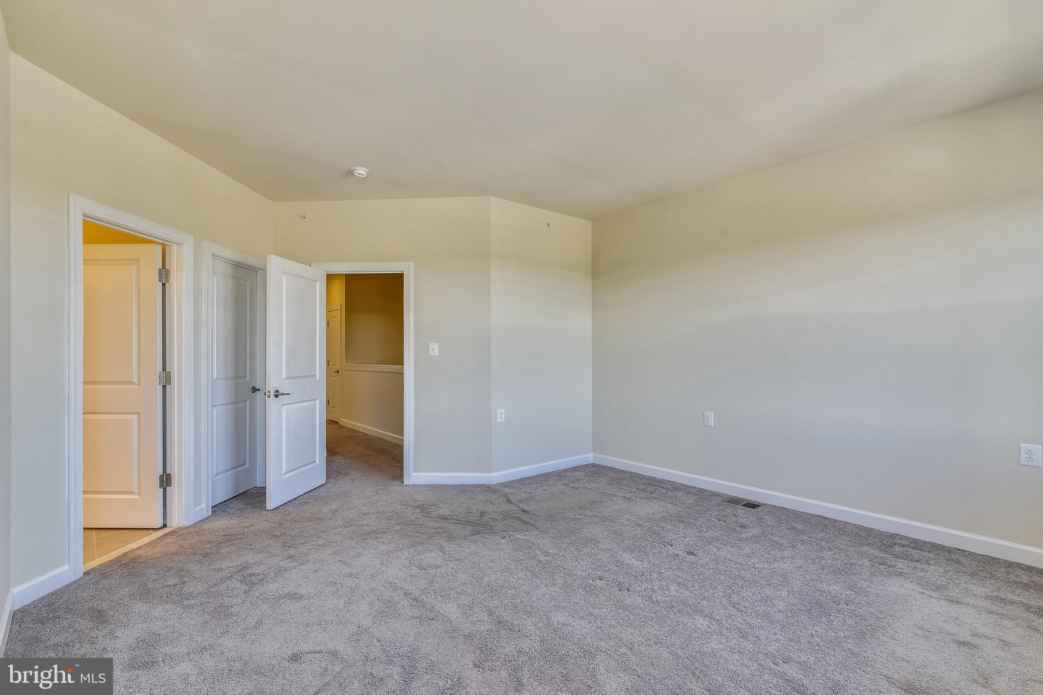 46422 Rilassare Terrace Sterling, VA 20164 - Photo 33 of 42 Primary bedroom