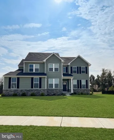 $790,000 | 118 Goldleaf Drive West, Middletown, DE 19709