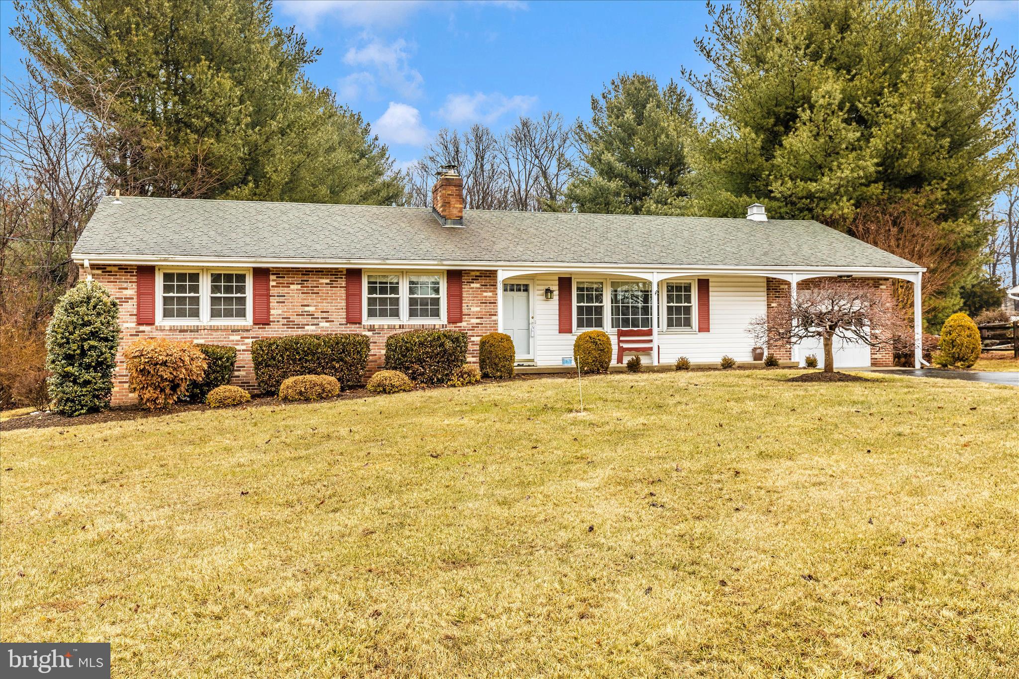 9811 Watkins Road Gaithersburg, MD 20882 - Photo 38 of 54 front view of a house with a yard