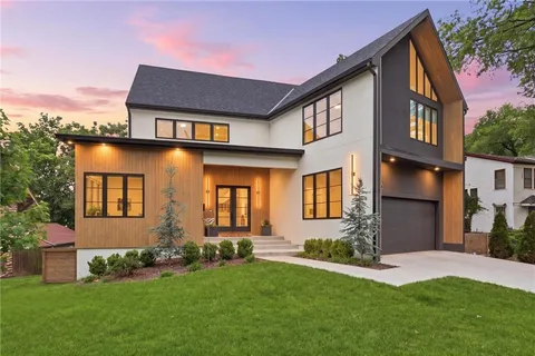 $1,800,000 | 5330 Oak Street, Kansas City, MO 64112