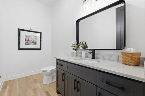 $1,800,000 | 5330 Oak Street, Kansas City, MO 64112