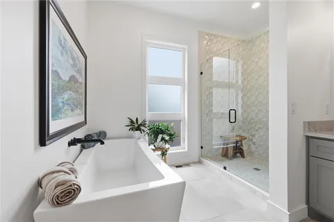 $1,800,000 | 5330 Oak Street, Kansas City, MO 64112