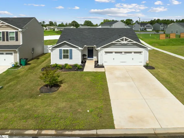 $229,900 | 124 Highland Sta Drive, Clinton, SC 29325
