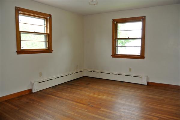 59 Front Street Clinton, MA 01510 - Photo 12 of 18