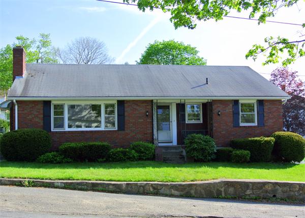 59 Front Street Clinton, MA 01510 - Photo 2 of 18
