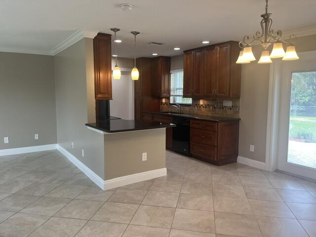 132 Bobwhite Road Royal Palm Beach, FL 33411 - Photo 5 of 18 IMG_1484