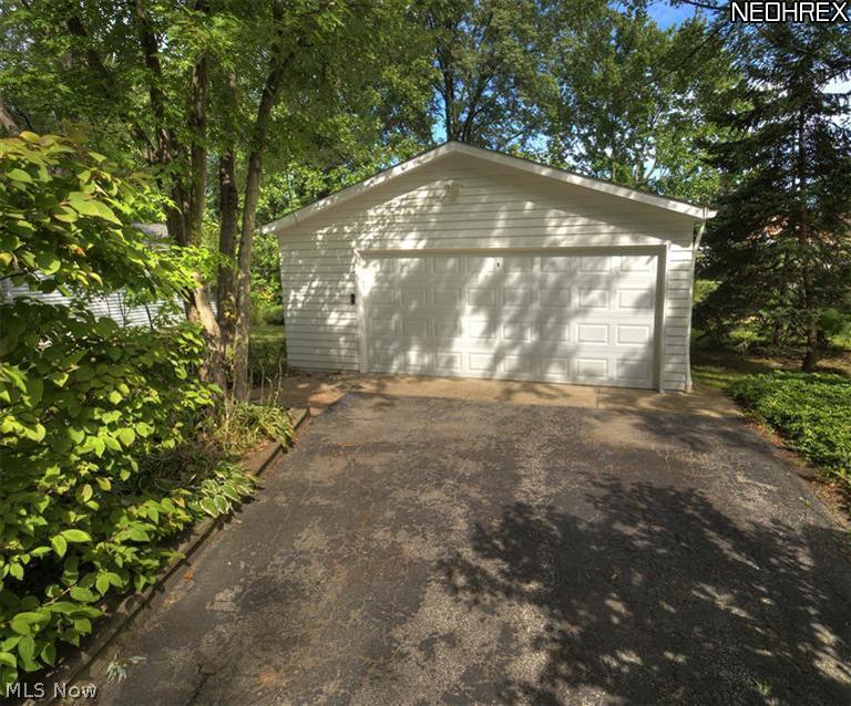 5183 Mayview Road Cleveland, OH 44124 - Photo 18 of 21