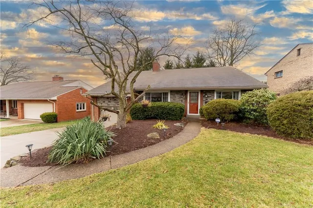 $3,700 | 1274 Folkstone Drive, Pittsburgh, PA 15243