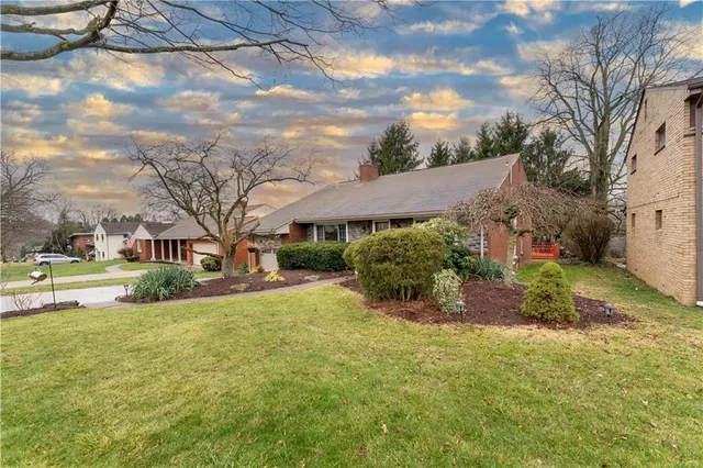 $3,700 | 1274 Folkstone Drive, Pittsburgh, PA 15243