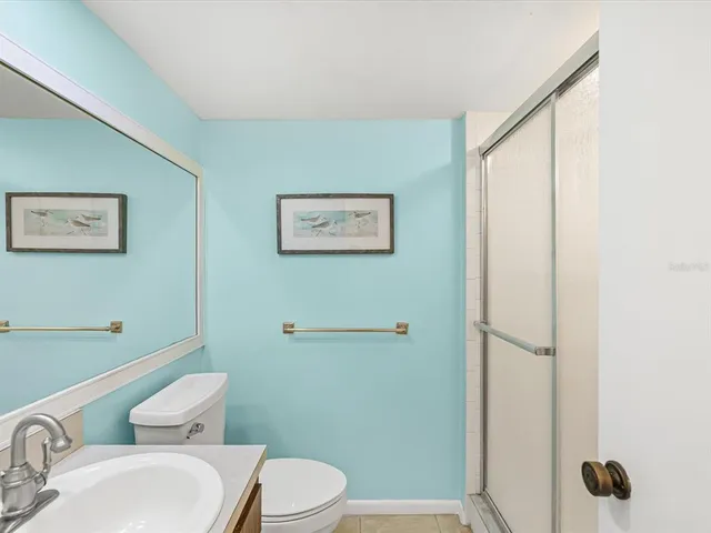 $225,000 | 225 Country Club Drive, Unit 1211, Largo, FL 33771