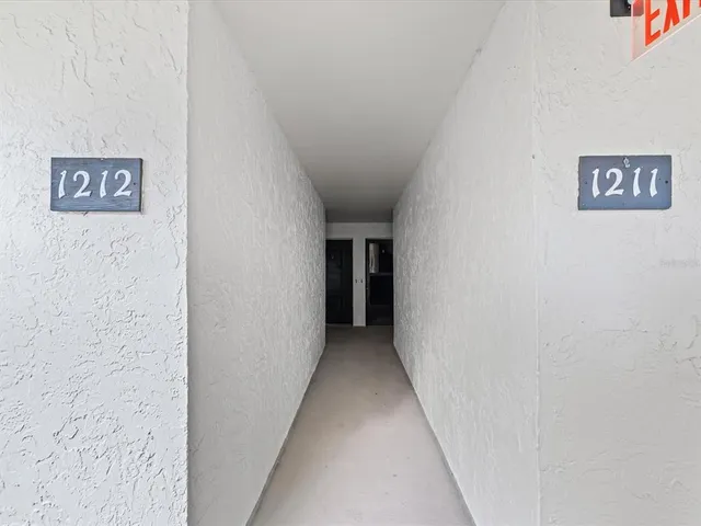 $225,000 | 225 Country Club Drive, Unit 1211, Largo, FL 33771