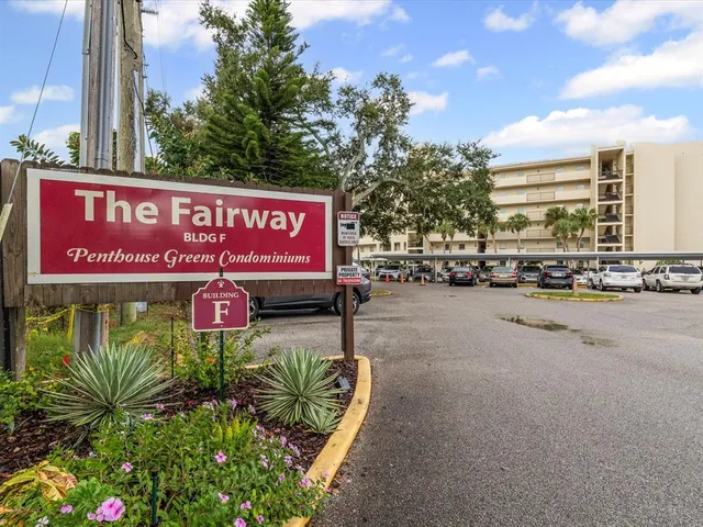 $225,000 | 225 Country Club Drive, Unit 1211, Largo, FL 33771