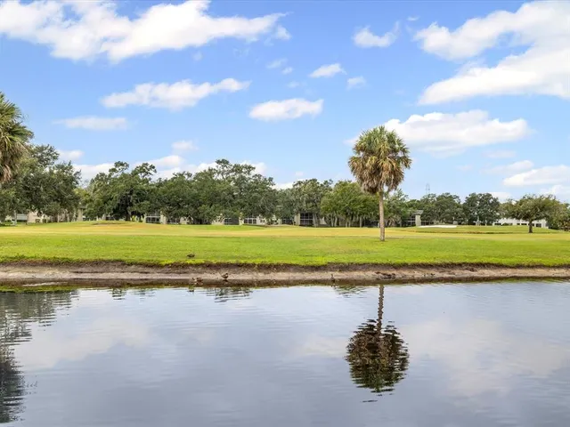 $225,000 | 225 Country Club Drive, Unit 1211, Largo, FL 33771