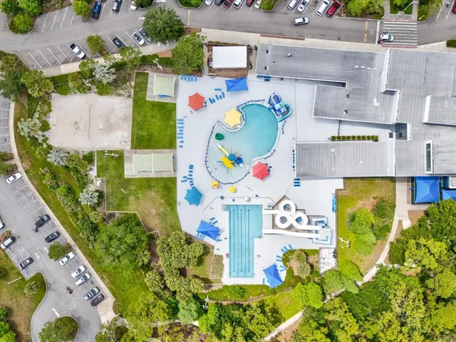 $225,000 | 225 Country Club Drive, Unit 1211, Largo, FL 33771