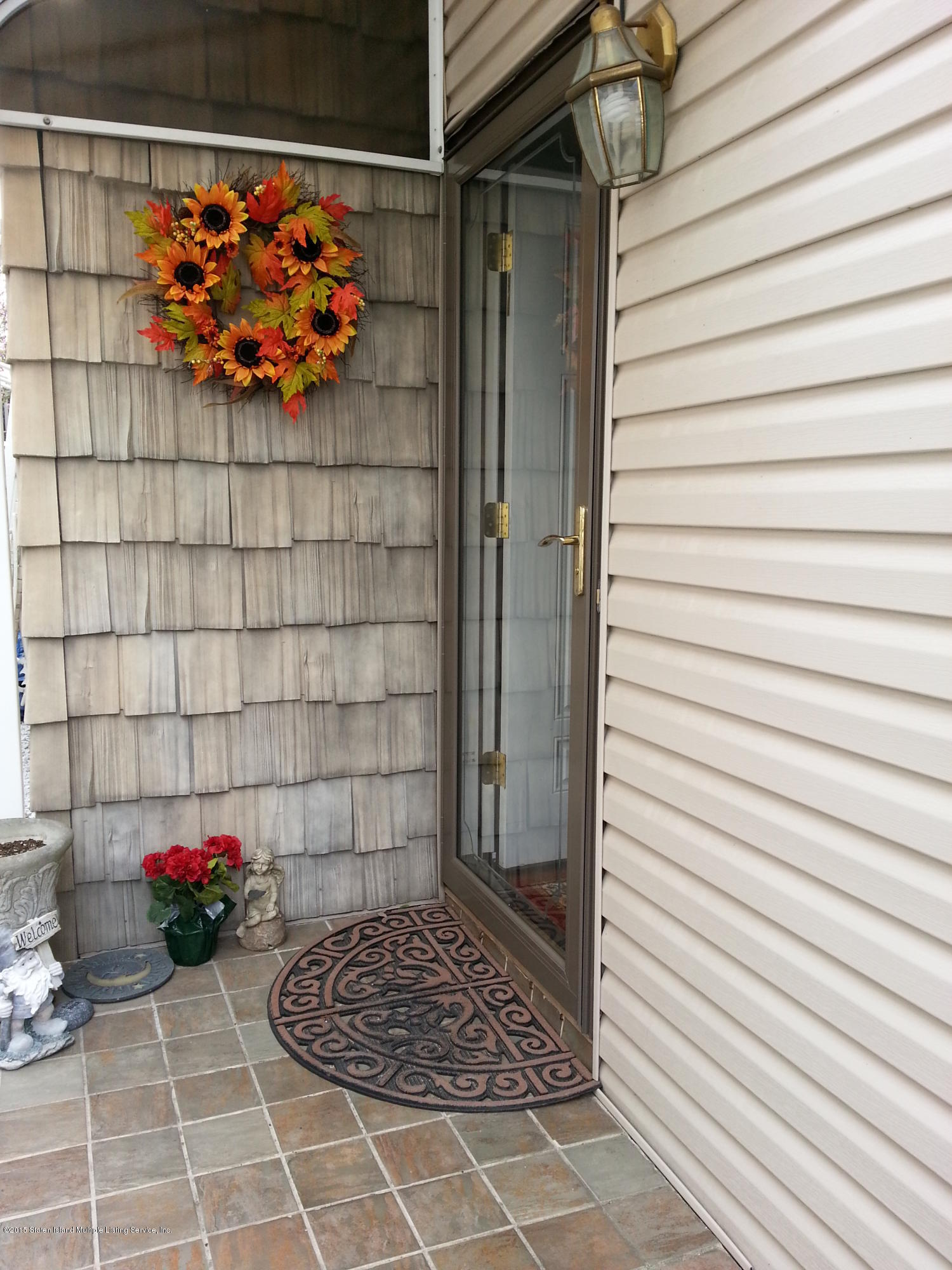 237 Green Valley Road Staten Island, NY 10312 - Photo 3 of 21 Entry-outside
