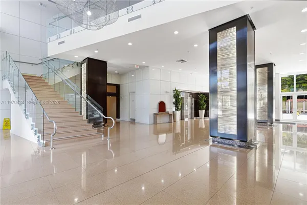 $2,995 | 2775 Northeast 187th Street, Unit 625, Aventura, FL 33180