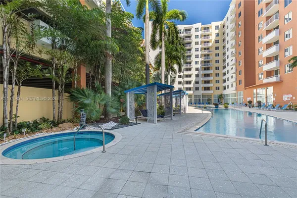 $2,995 | 2775 Northeast 187th Street, Unit 625, Aventura, FL 33180
