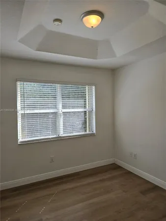 $1,900 | 1575 Northeast 33rd Avenue, Unit 1049, Homestead, FL 33033