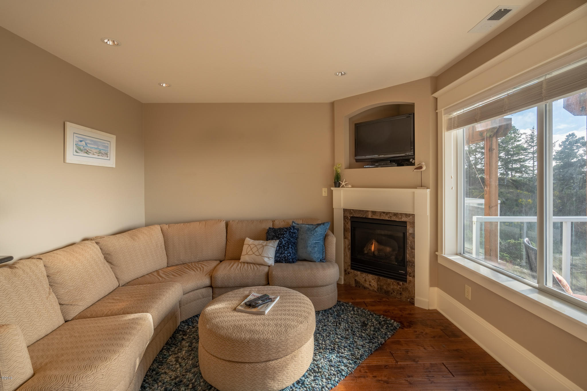 322 Southwest 30th Street Newport, OR 97366 - Photo 13 of 34 322 SW 30th St, Unit 2 - Newport, OR