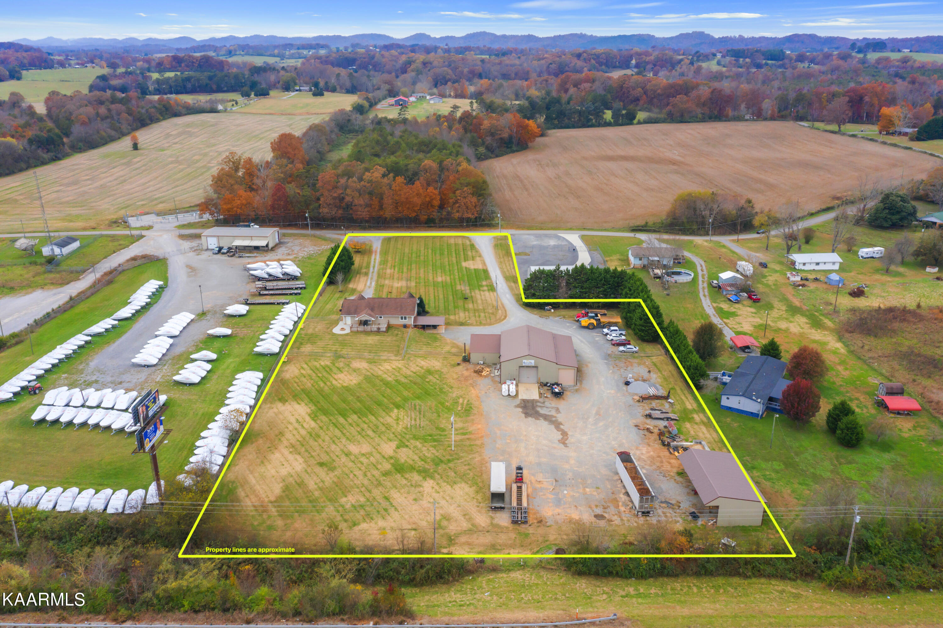 253 Pressley Road Vonore, TN 37885 - Photo 7 of 36 37EE7FB0-61B0-4AD4-BFFC-112EDE9E1B80