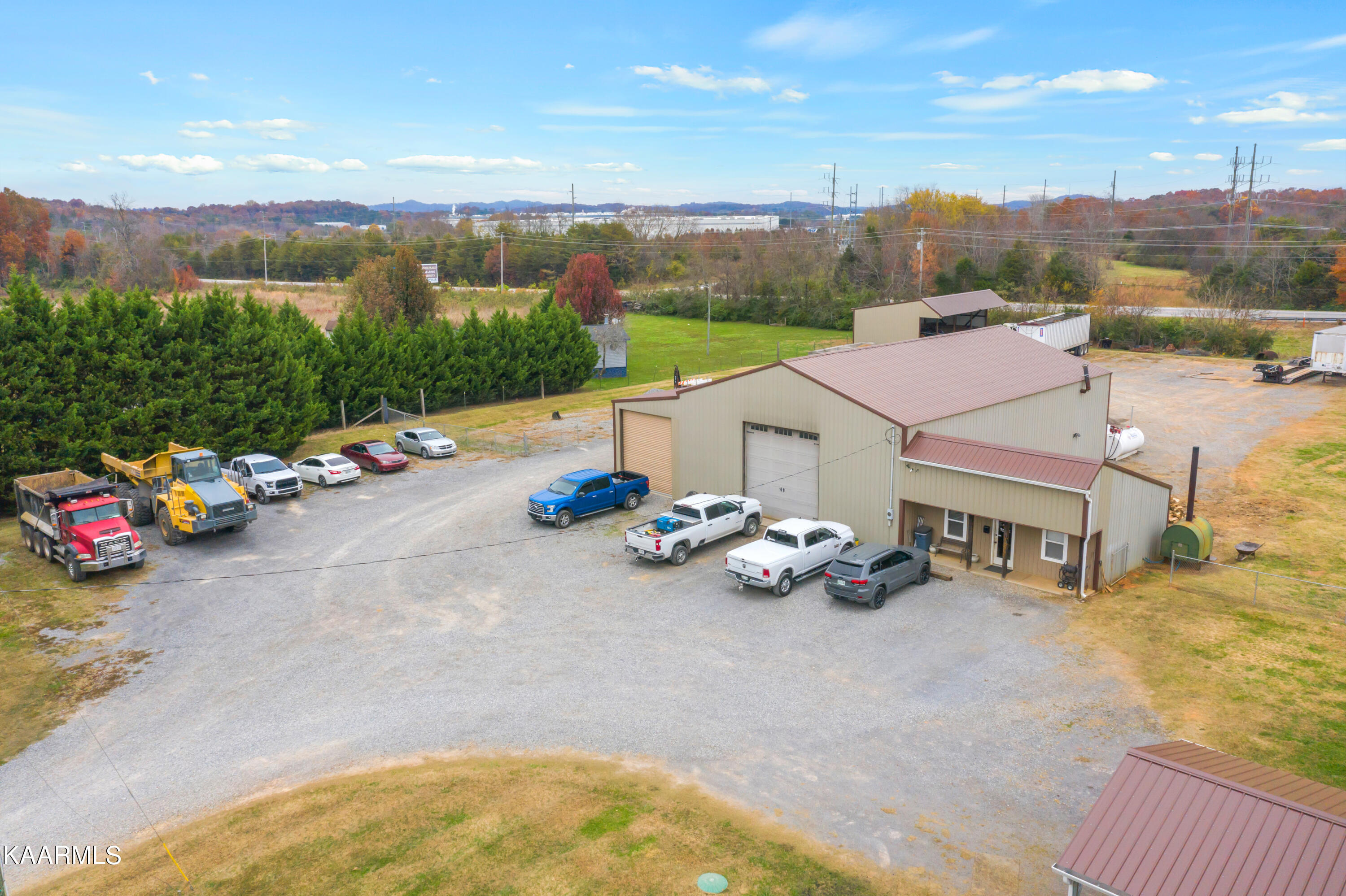 253 Pressley Road Vonore, TN 37885 - Photo 9 of 36 8A7BE548-93D4-4D6B-9CD5-496D082206E6