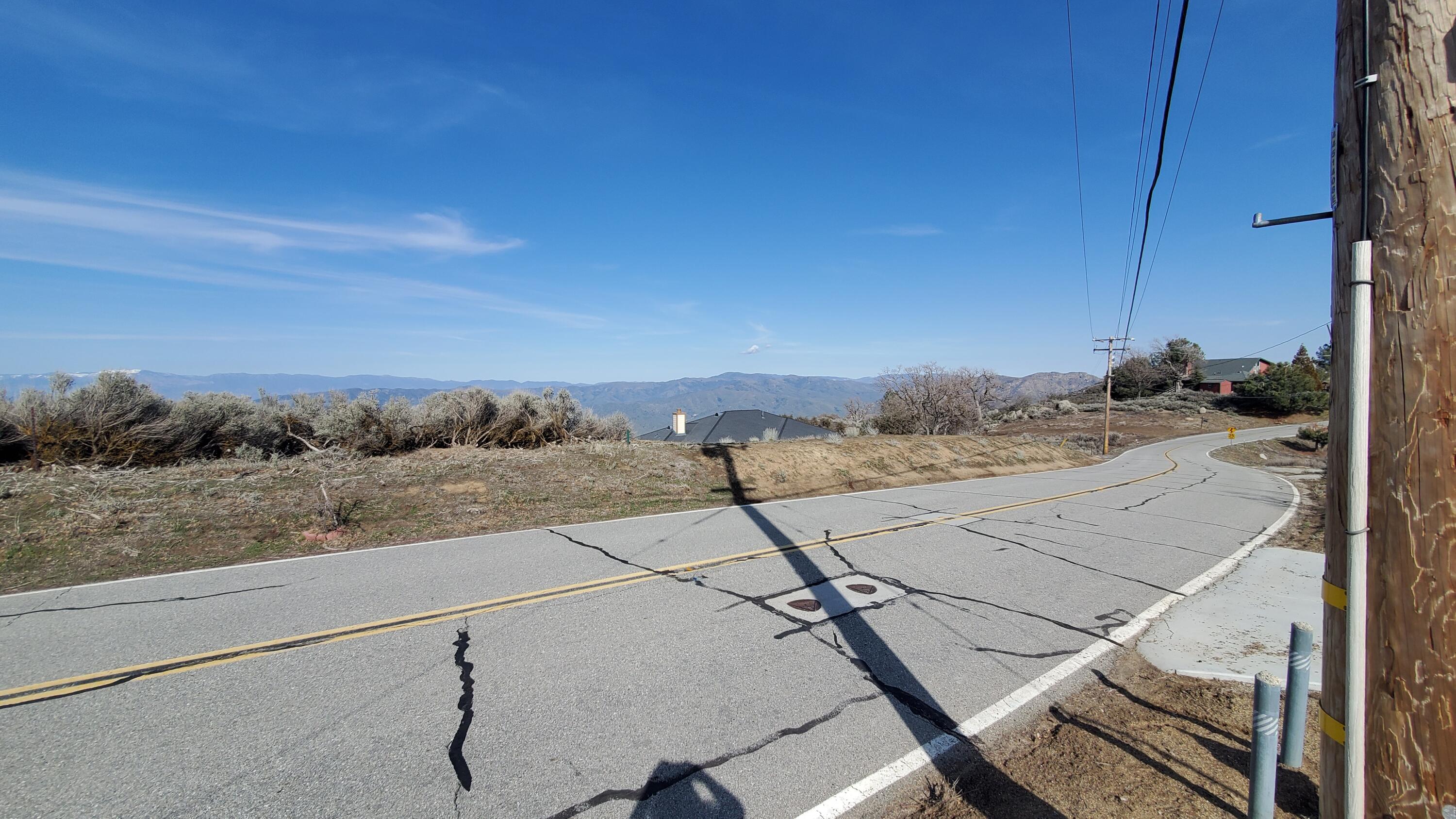 25041 Jacaranda Drive Tehachapi, CA 93561 - Photo 22 of 30 20230405_162313