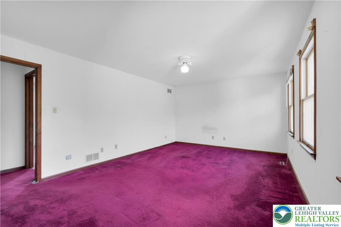 547 Roberts Road Nazareth, PA 18064 - Photo 16 of 56 Gallery Image 16