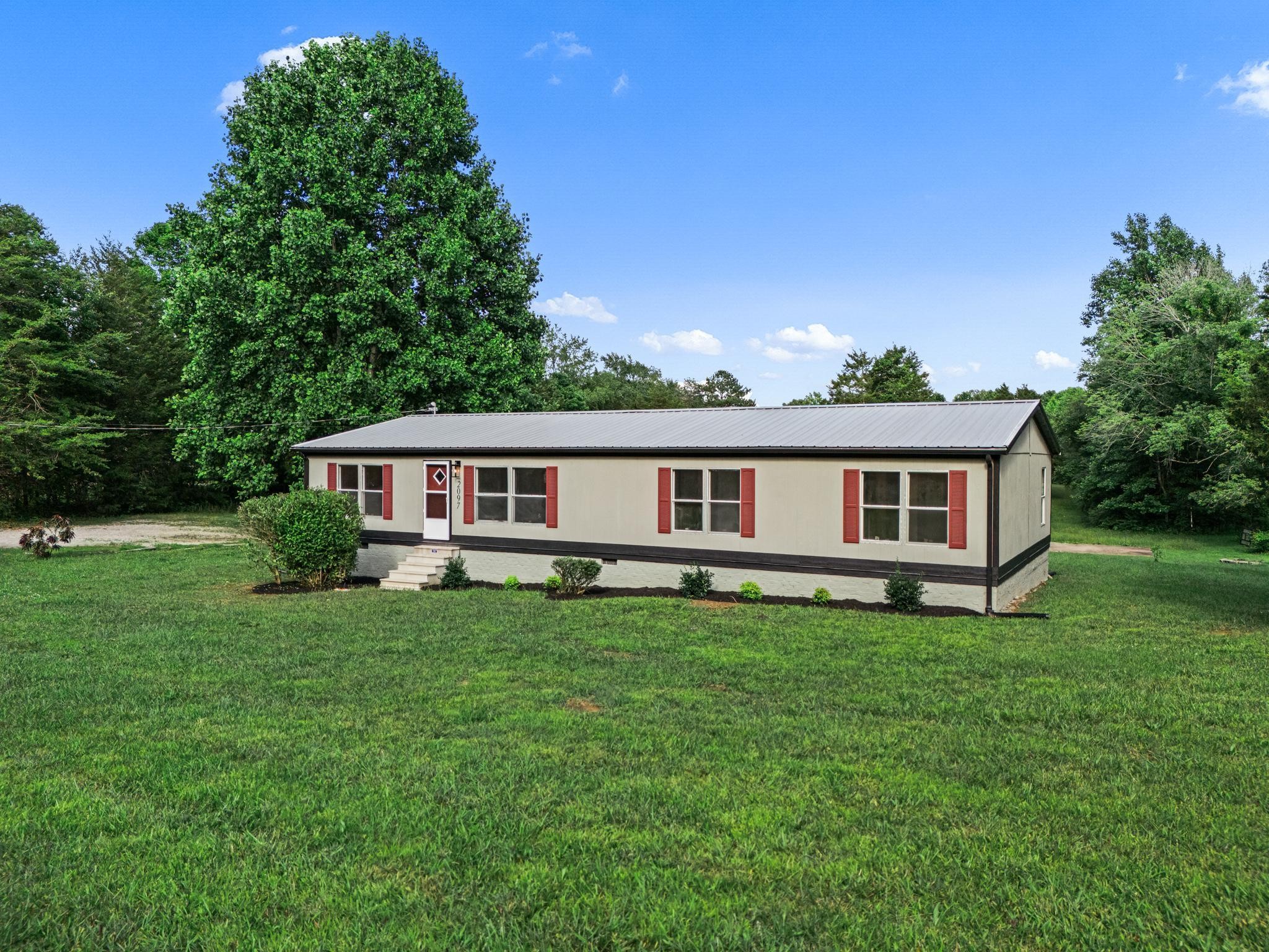 2097 White Bluff Road Burns, TN 37029 - Photo 1 of 31 Gallery Image 1