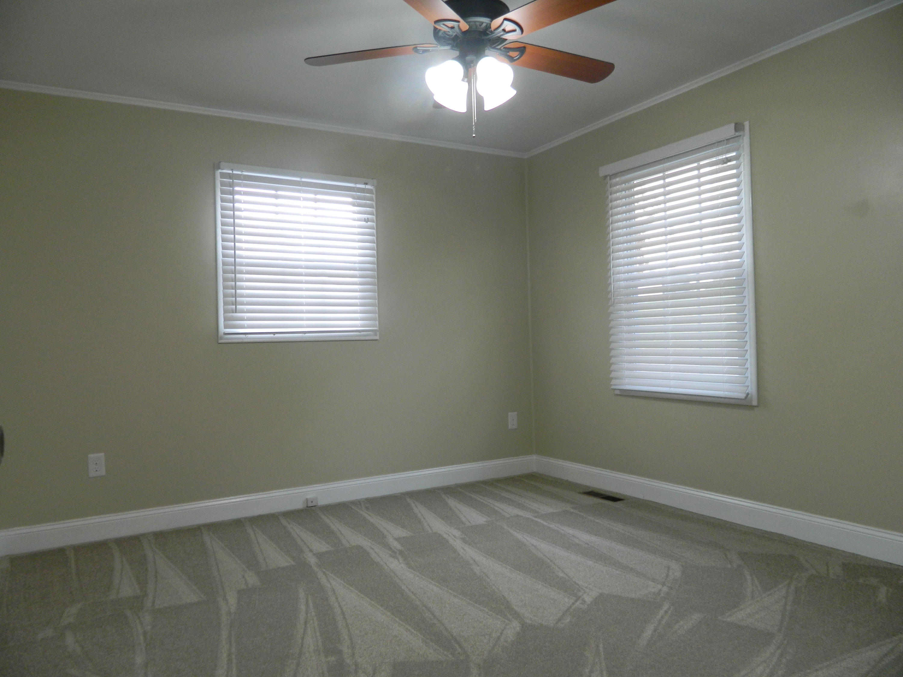 6604 Sherry Road Roanoke, VA 24019 - Photo 15 of 34 Master Bedroom