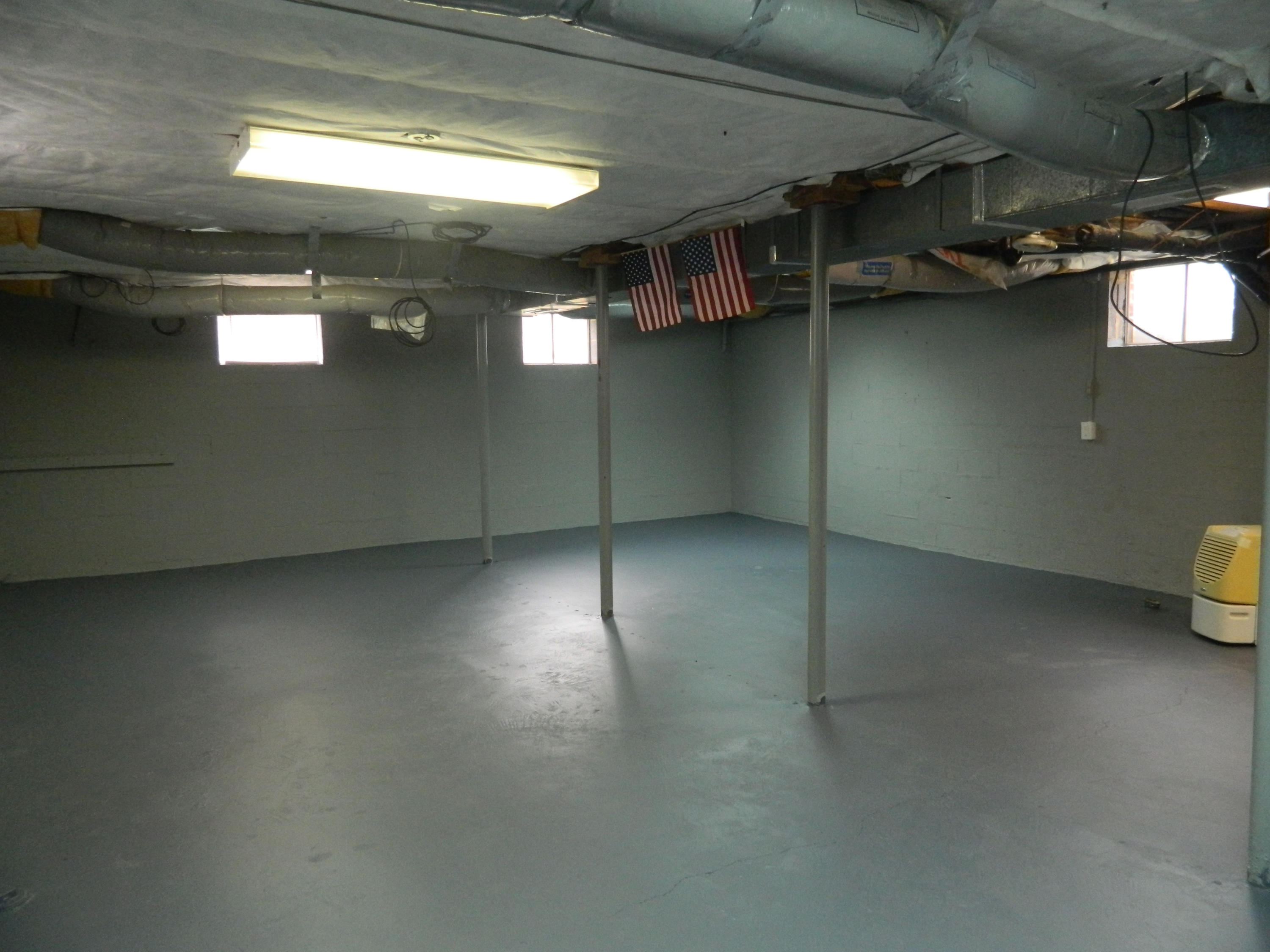 6604 Sherry Road Roanoke, VA 24019 - Photo 25 of 34 Basement