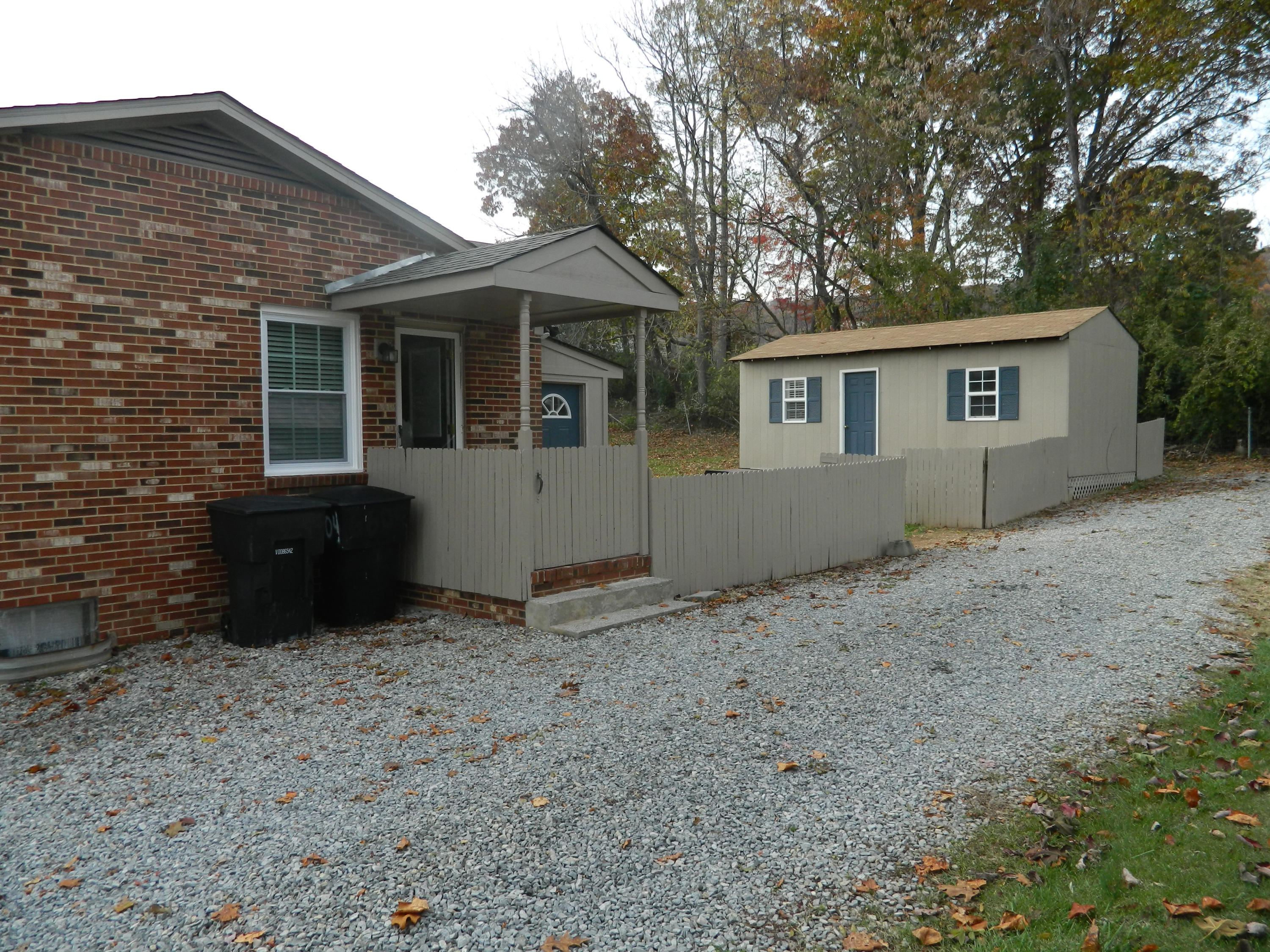 6604 Sherry Road Roanoke, VA 24019 - Photo 31 of 34 Driveway