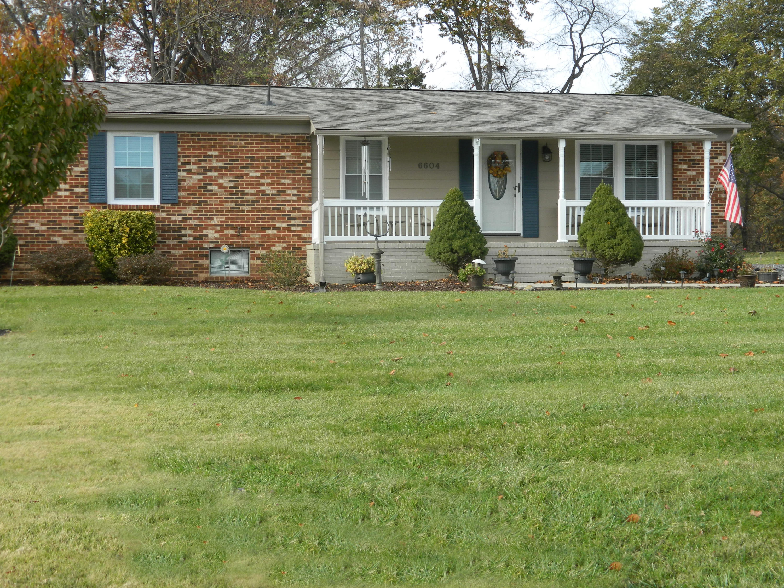 6604 Sherry Road Roanoke, VA 24019 - Photo 34 of 34 Front