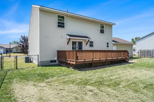 $348,000 | 11764 Deerfield Drive, Ravenna, MI 49451