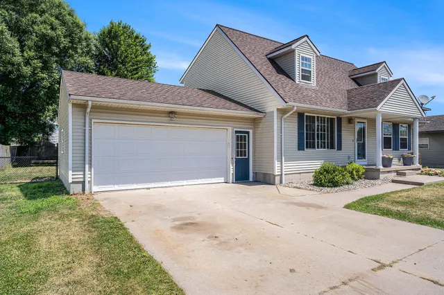 $348,000 | 11764 Deerfield Drive, Ravenna, MI 49451