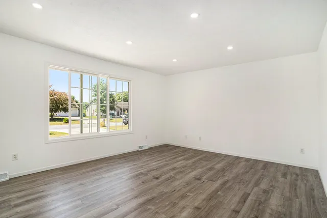 $348,000 | 11764 Deerfield Drive, Ravenna, MI 49451