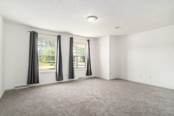 $340,000 | 11764 Deerfield Drive, Ravenna, MI 49451