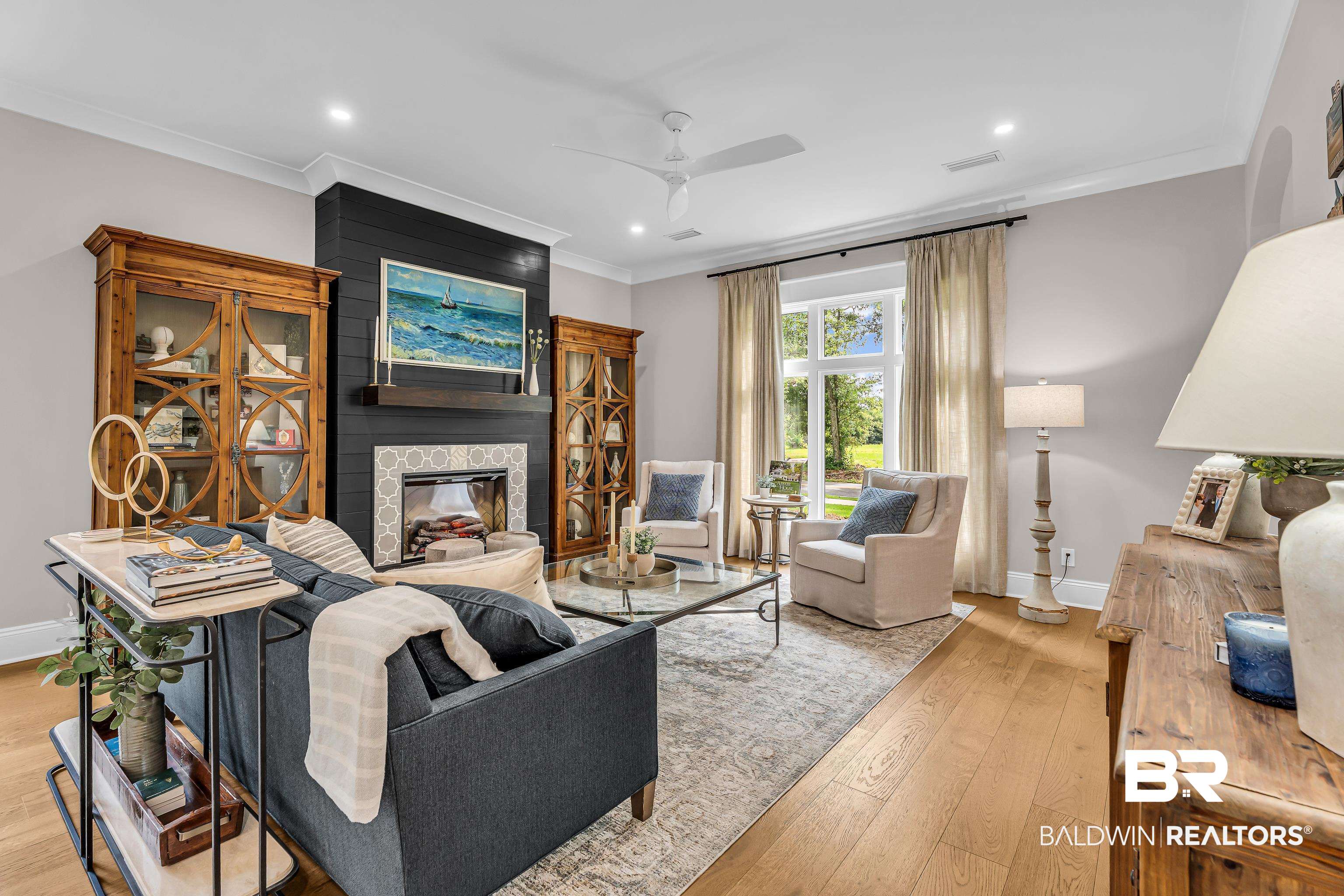 20279 Bishop Road Fairhope, AL 36532 - Photo 9 of 42 Living Room