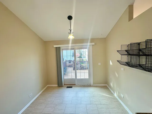 $3,450 | 612 Orrington Court, Lake Zurich, IL 60047