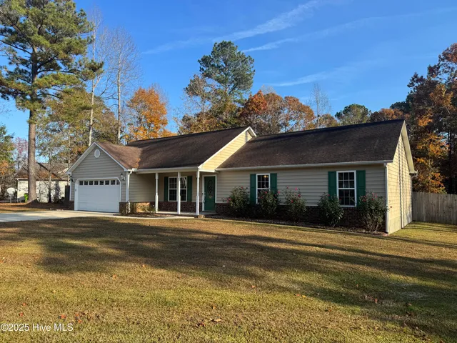 $1,755 | 308 Farina Drive, Havelock, NC 28532