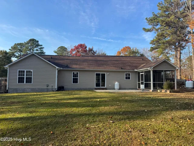 $1,755 | 308 Farina Drive, Havelock, NC 28532